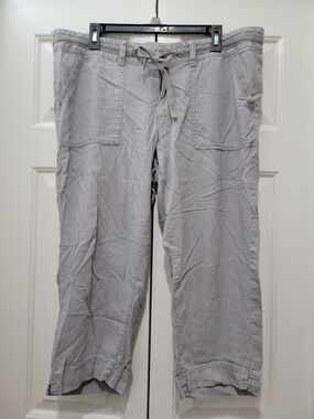 Sonoma Light Gray Capri Drawstring Pants